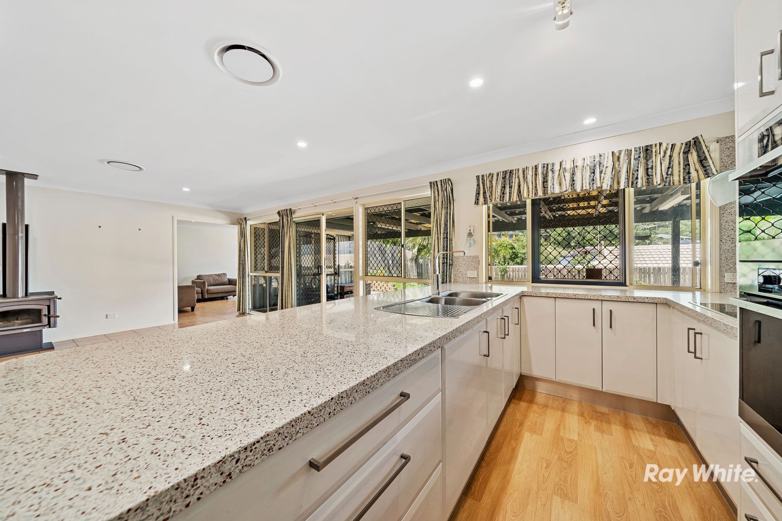 7 Goodrick Court, Mount Warren Park QLD 4207, Mount Warren Park - Thumbnail 7