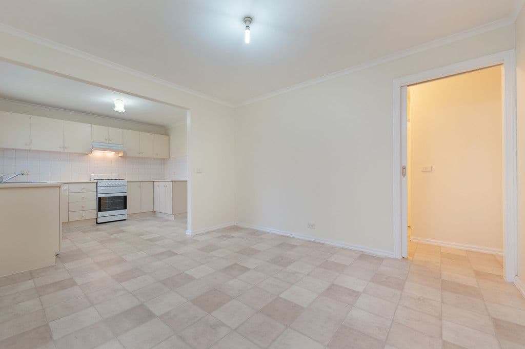 31 Northern Crescent, Craigieburn VIC 3064, Craigieburn - Thumbnail 3