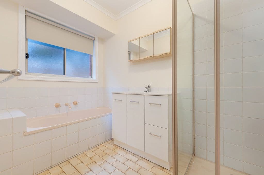 31 Northern Crescent, Craigieburn VIC 3064, Craigieburn - Thumbnail 6