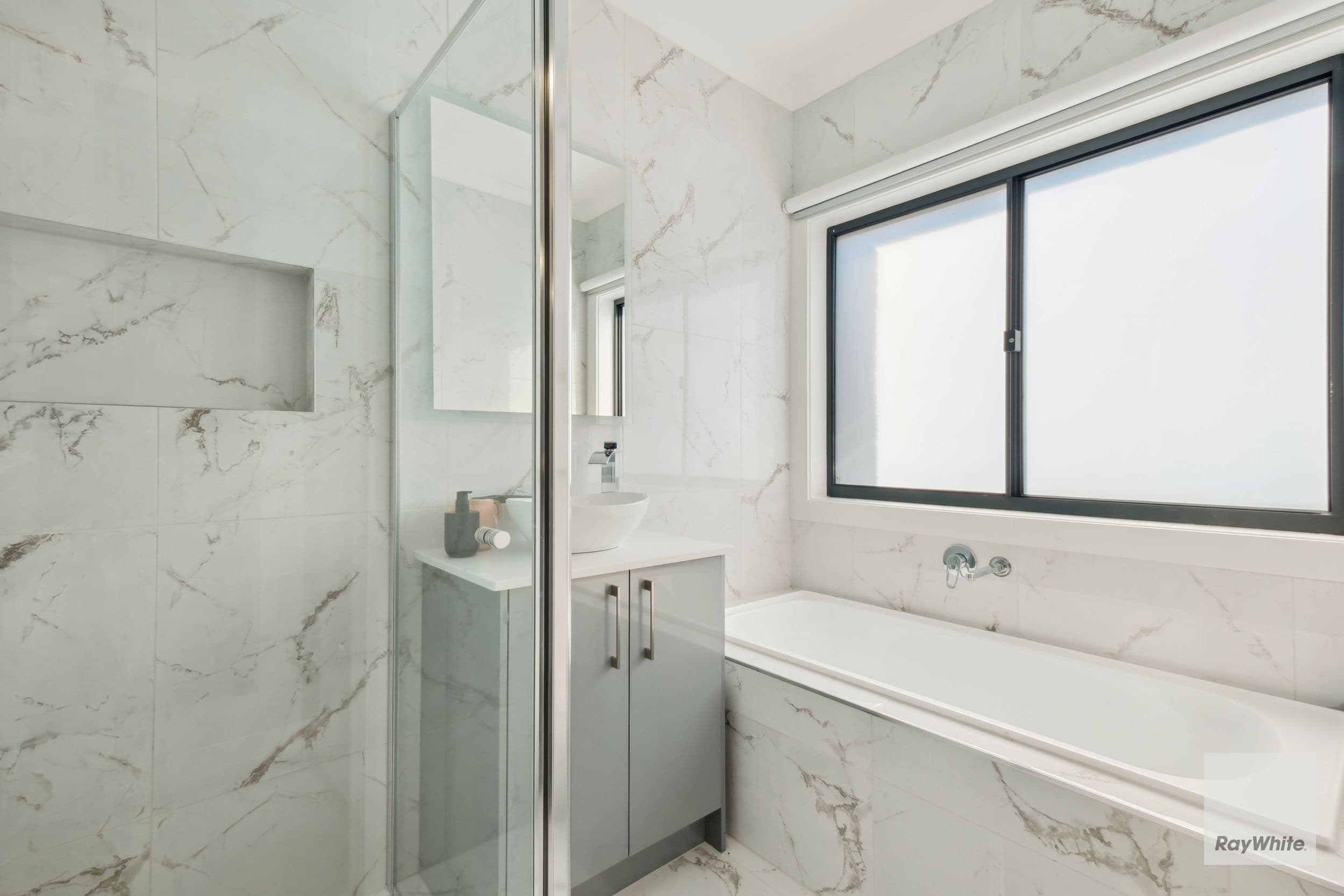 18 Ashfordby Street, BONNIE BROOK VIC 3335, Bonnie Brook - Thumbnail 6