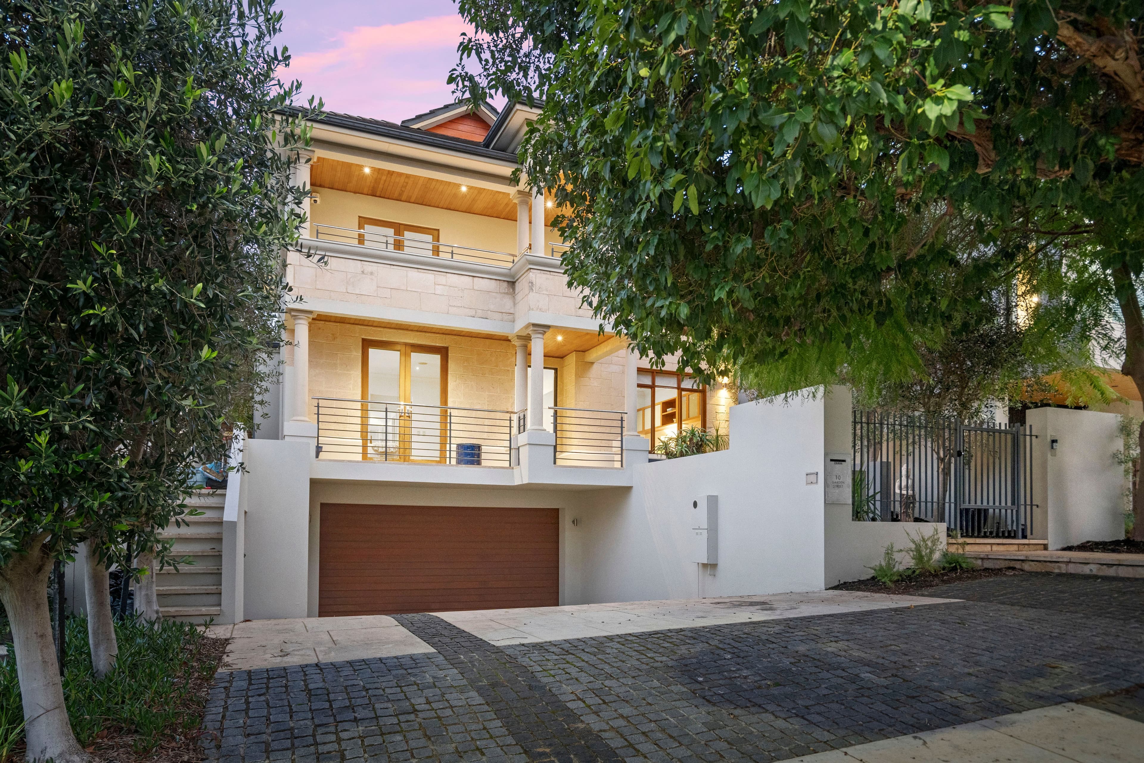 10 Garden Street, Swanbourne WA 6010, Swanbourne - Thumbnail 3