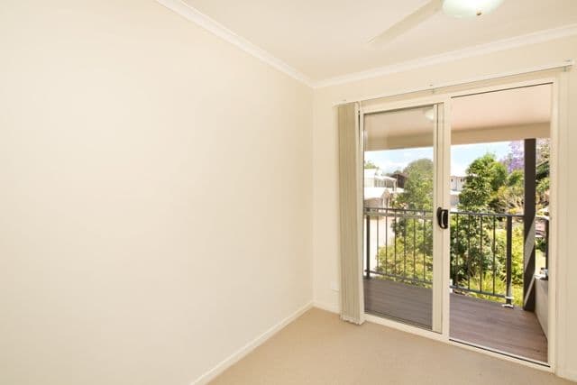 31 Swan Street, BEERWAH QLD 4519, Beerwah - Thumbnail 5