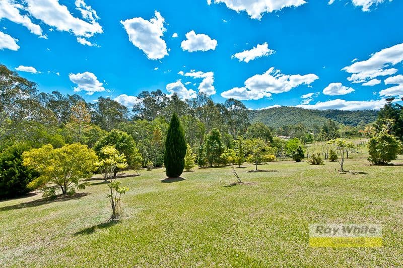 4 Riverine Court, SAMFORD VALLEY QLD 4520, Samford Valley - Thumbnail 2