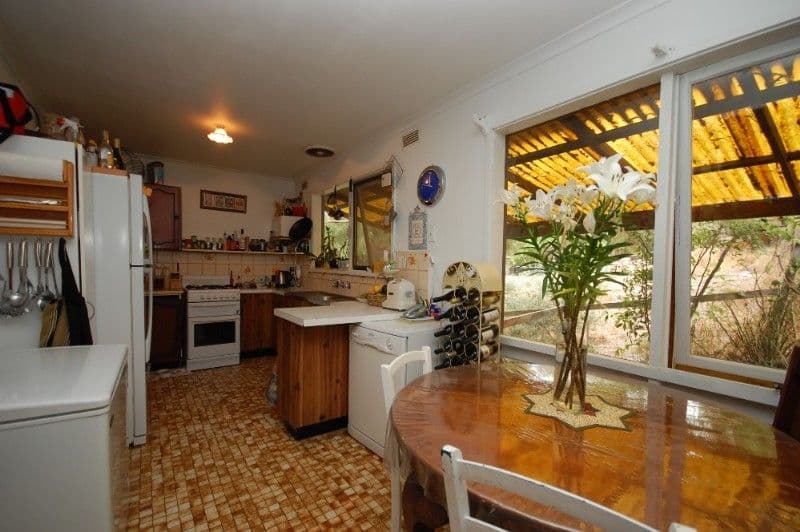 29 Currajong Avenue, MOUNT EVELYN VIC 3796, Mount Evelyn - Thumbnail 2