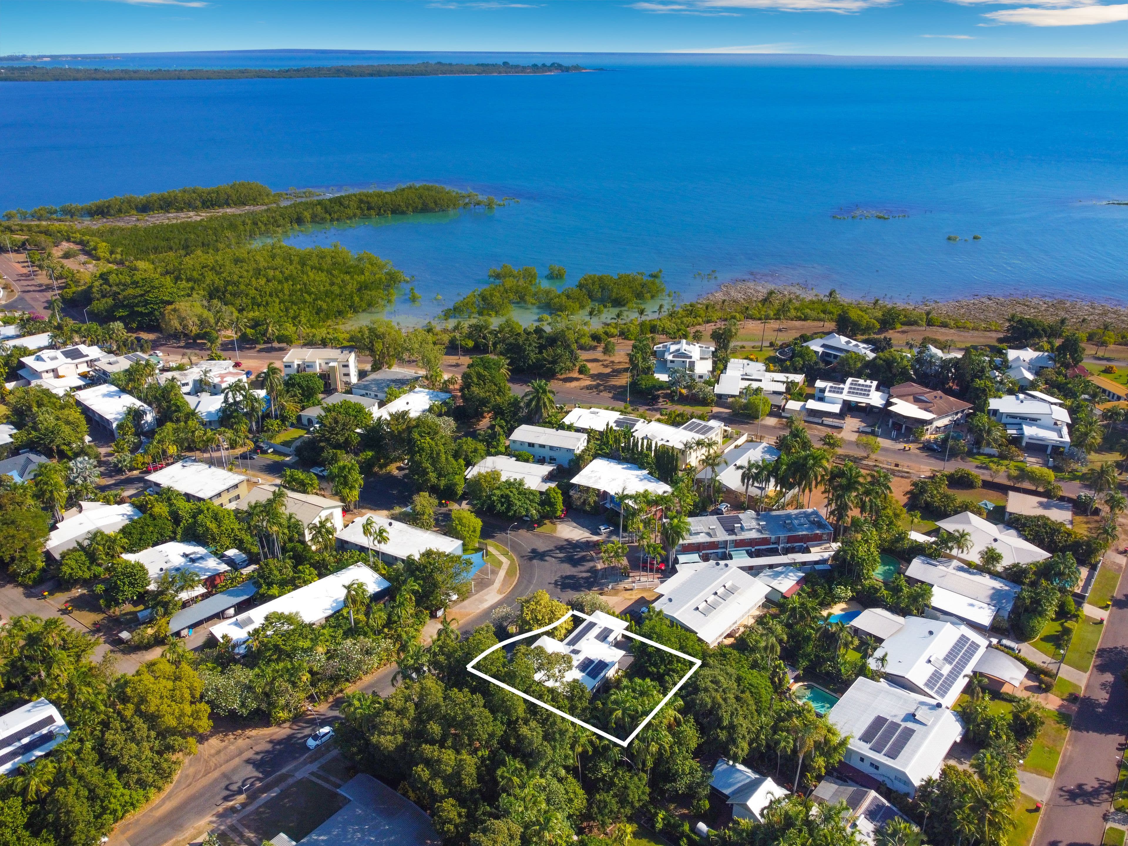 64 Kurrajong Crescent, Nightcliff NT 0810, Nightcliff - Thumbnail 2