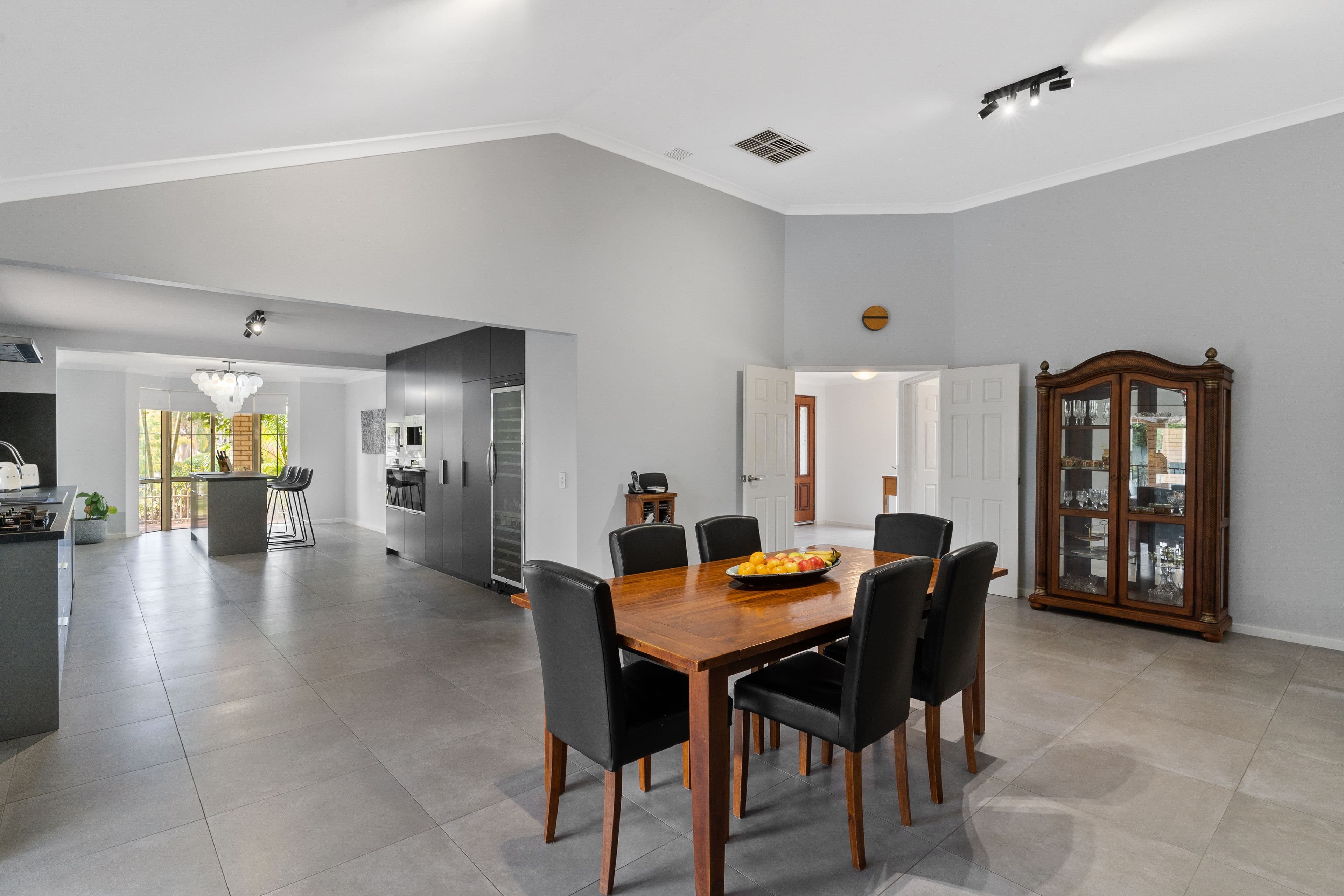 11 Withers Grove, Woodvale WA 6026, Woodvale - Thumbnail 7