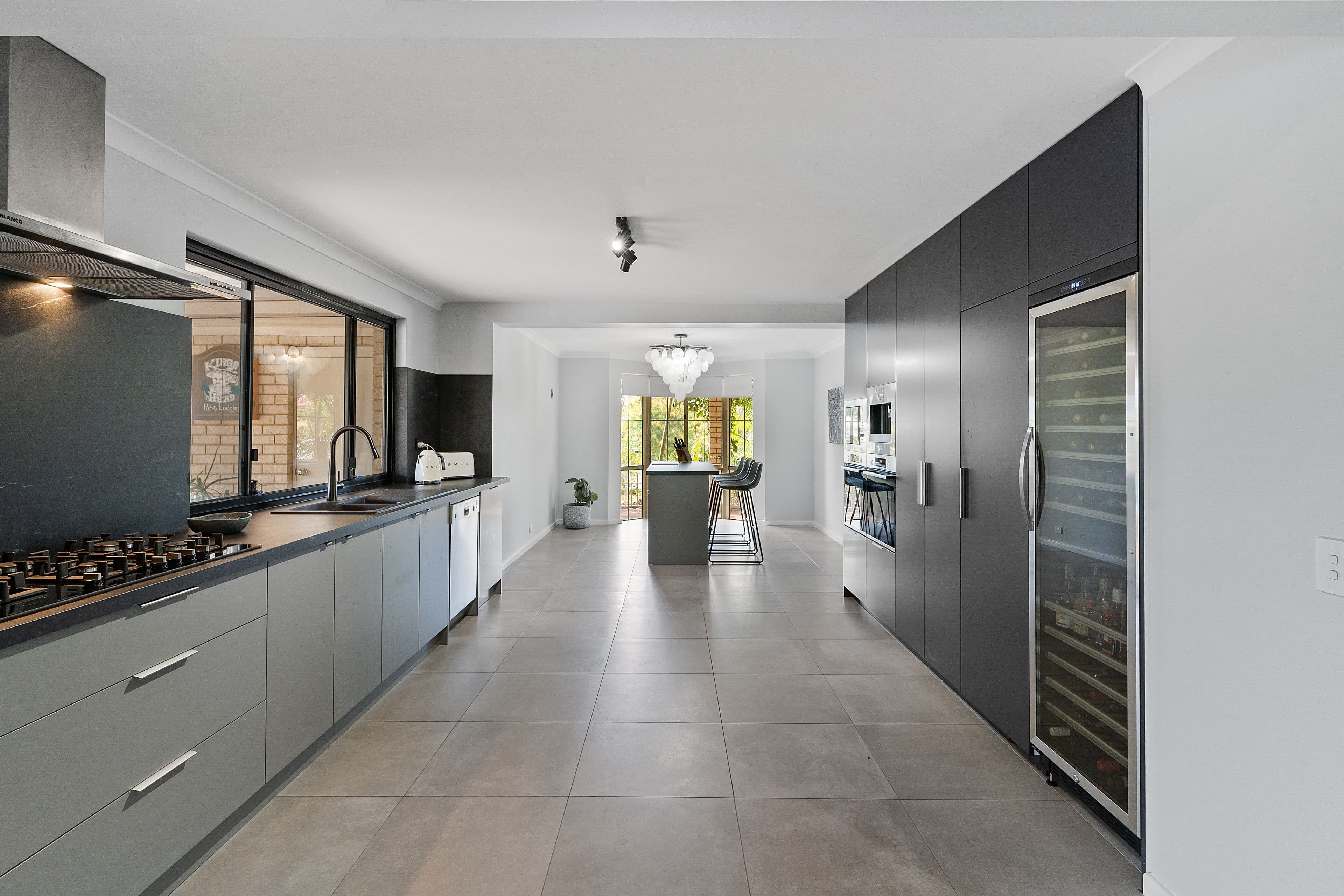 11 Withers Grove, Woodvale WA 6026, Woodvale - Thumbnail 8
