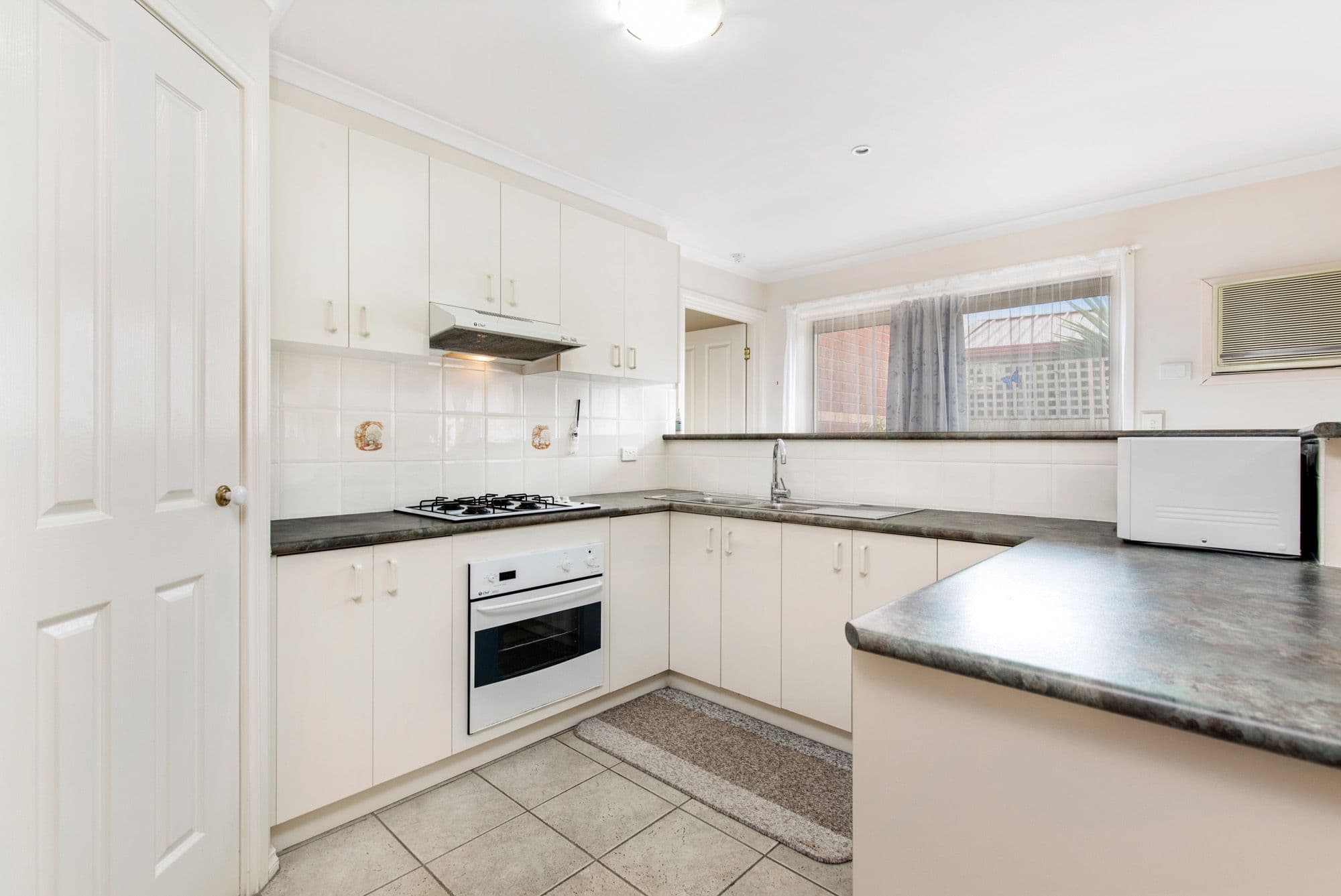 4 Hotham Crescent, Hoppers Crossing VIC 3029, Hoppers Crossing - Thumbnail 5