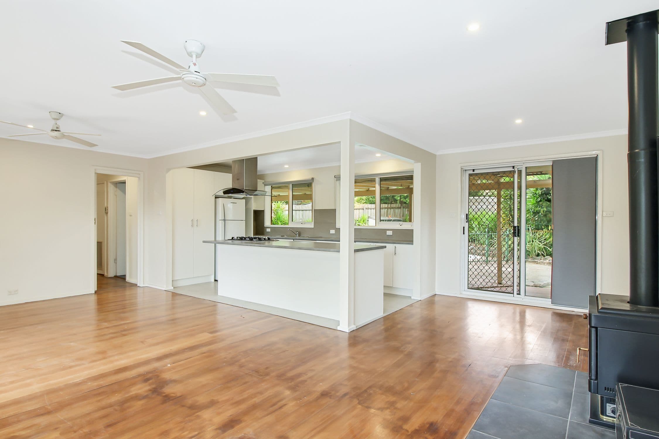 12 Shakespeare Avenue, Mooroolbark VIC 3138, Mooroolbark - Thumbnail 5