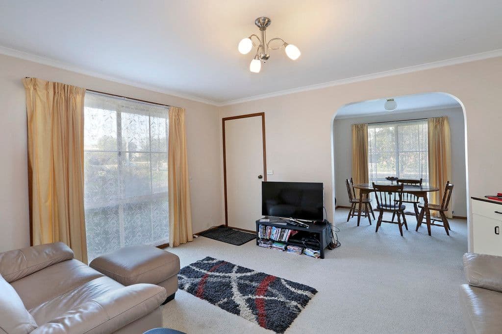 11-13 Fontaine Street, Grovedale VIC 3216, Grovedale - Thumbnail 4