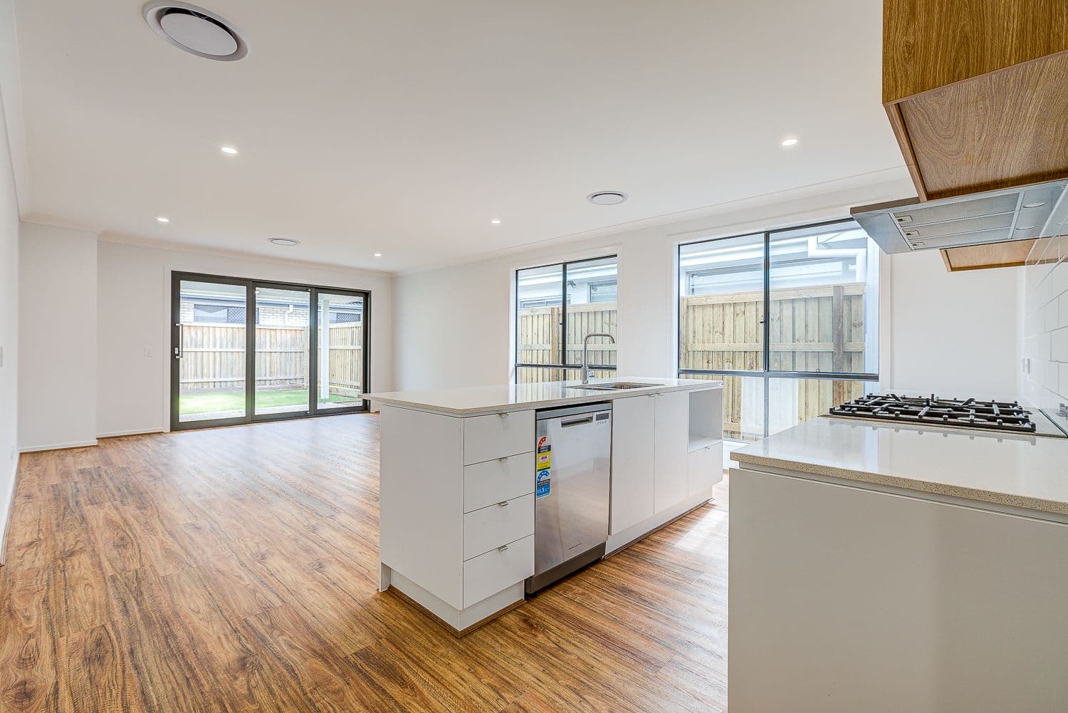 34 Hall Street, Pallara QLD 4110, Pallara - Thumbnail 2