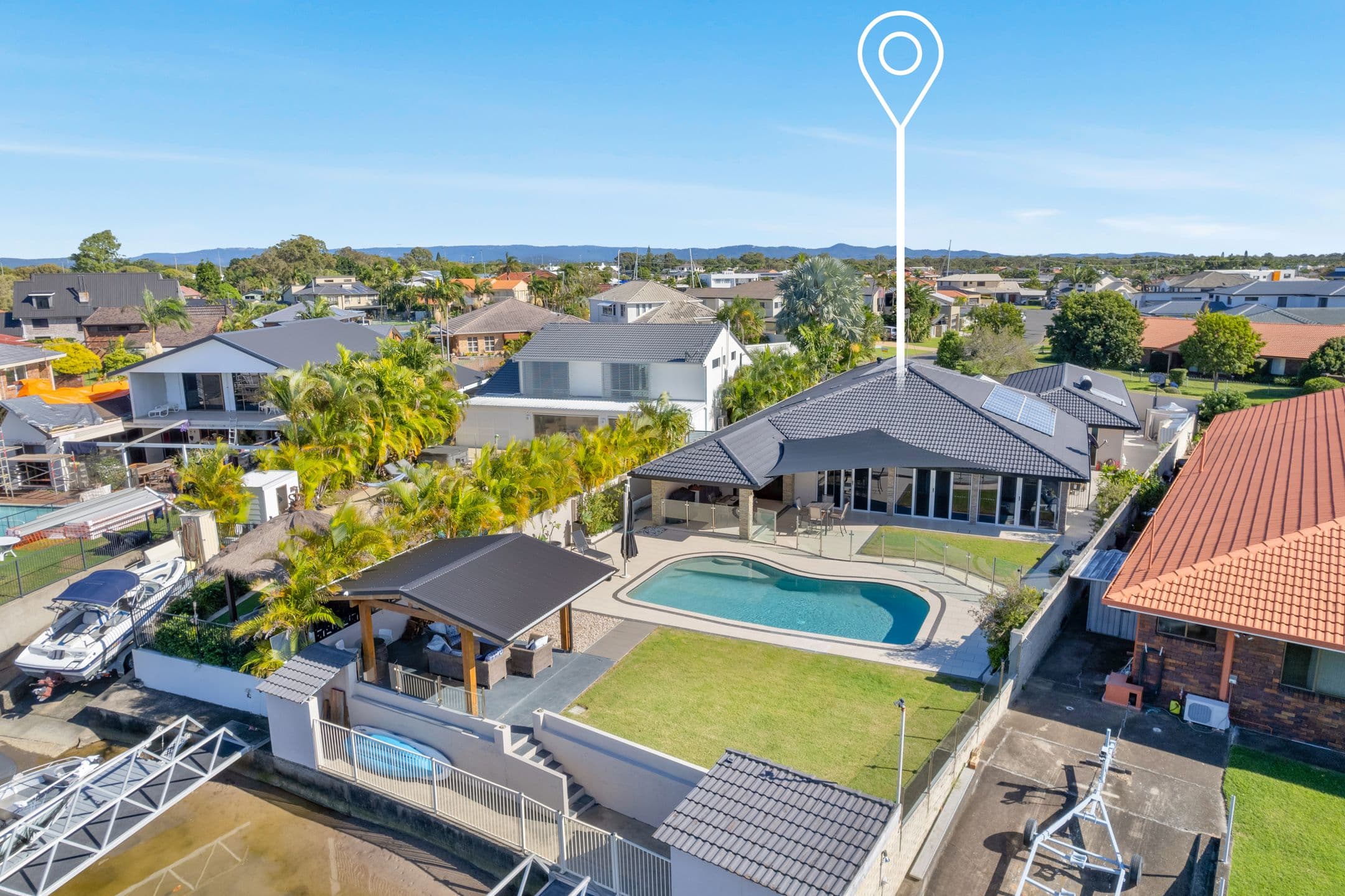 14 Salamau Street, Runaway Bay QLD 4216, Runaway Bay - Thumbnail 6