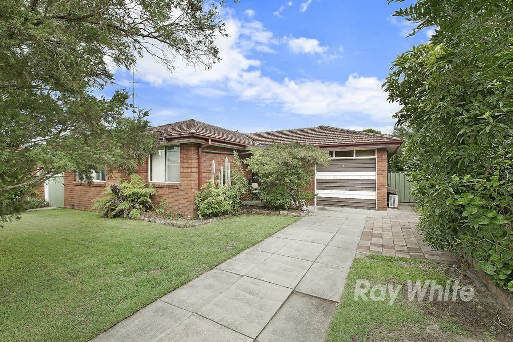 2 Mullard Close, Shortland - Image 1
