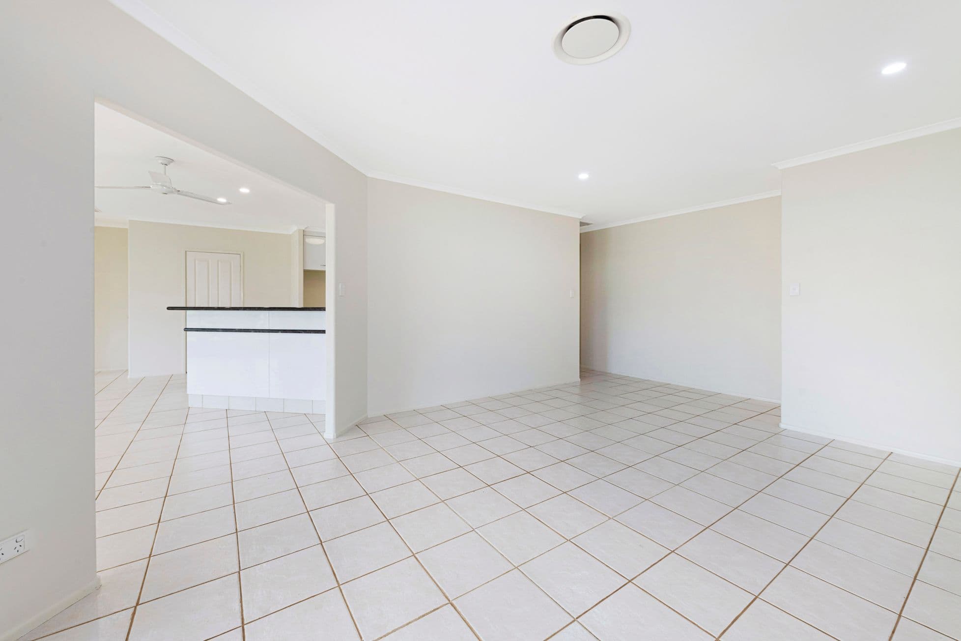 5 Jess Place, Coral Cove QLD 4670, Coral Cove - Thumbnail 7