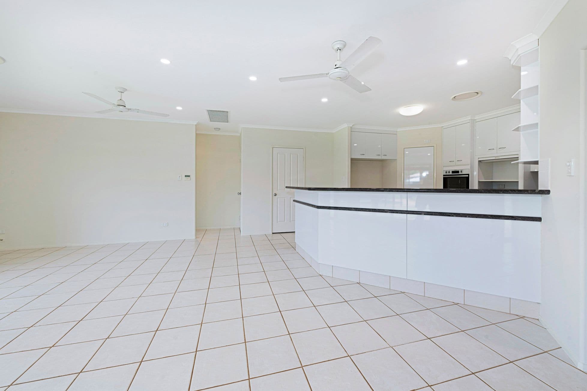 5 Jess Place, Coral Cove QLD 4670, Coral Cove - Thumbnail 8