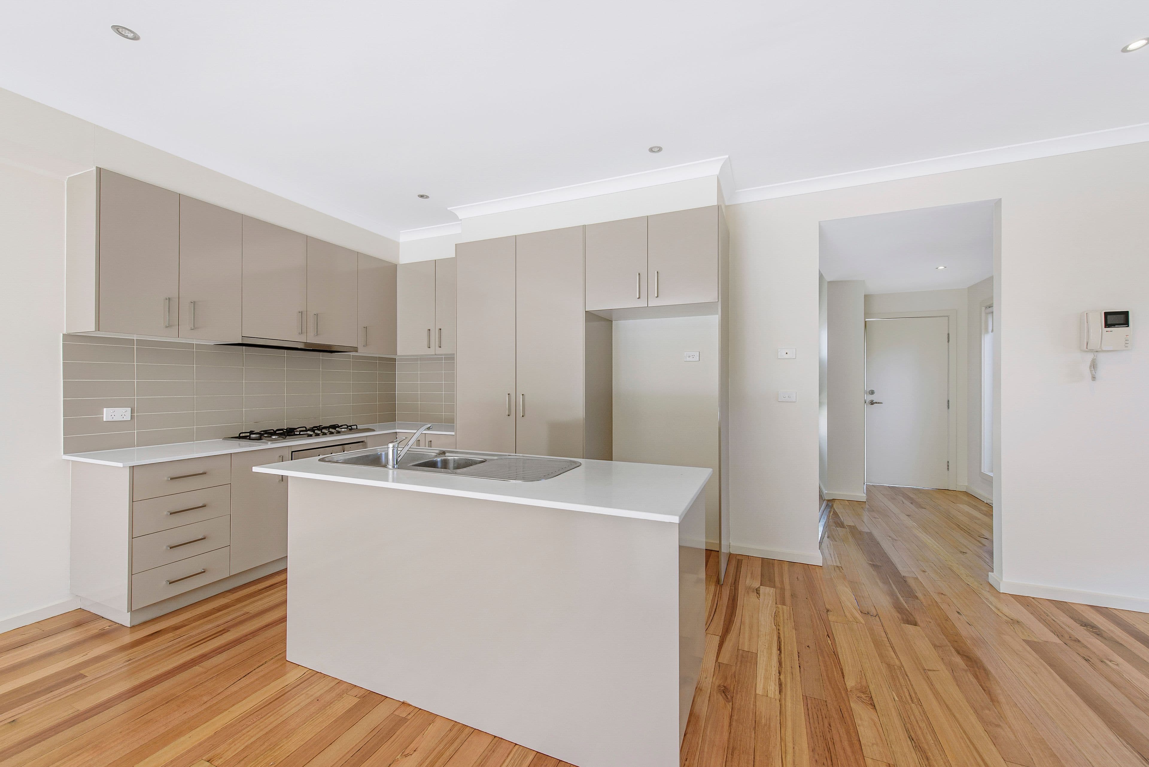 70 Cunningham Chase, Burnside Heights VIC 3023, Burnside Heights - Thumbnail 2