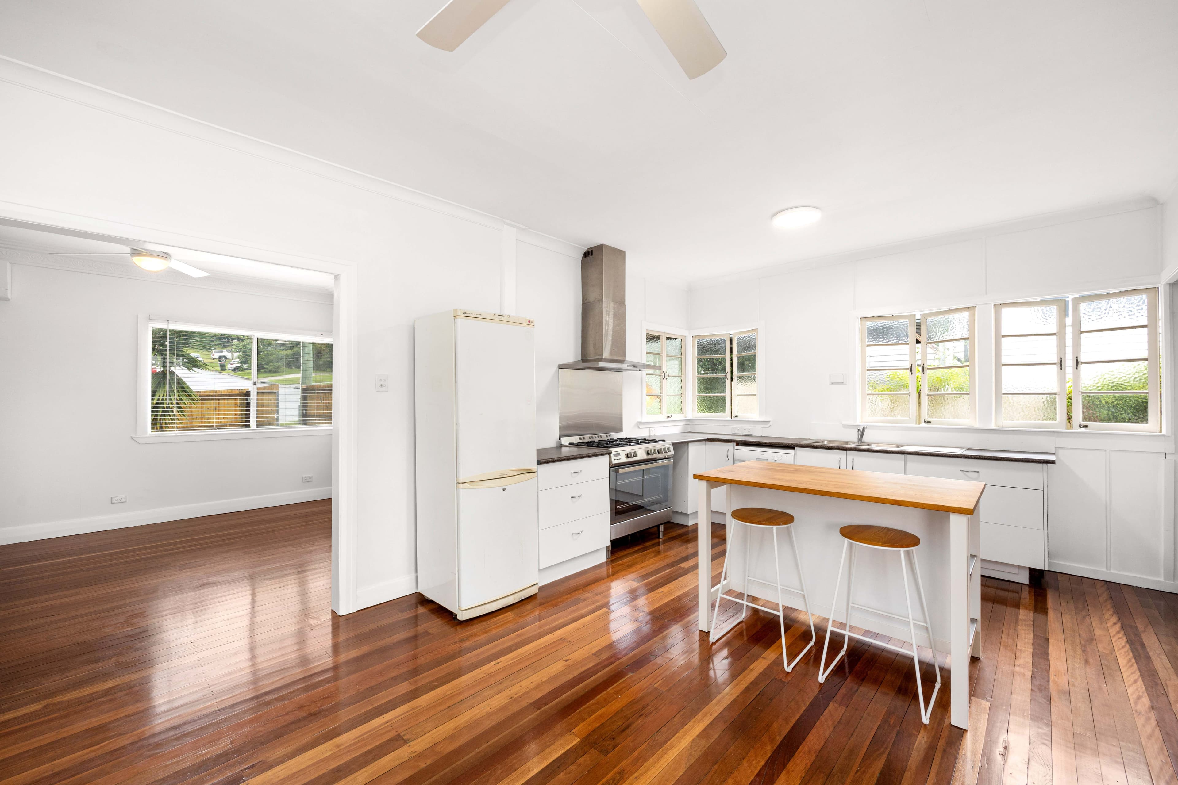 21 Webb Street, Stafford QLD 4053, Stafford - Thumbnail 6