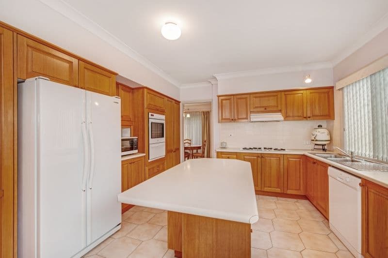 1 Merriwa Place, Cherrybrook - Thumbnail 4