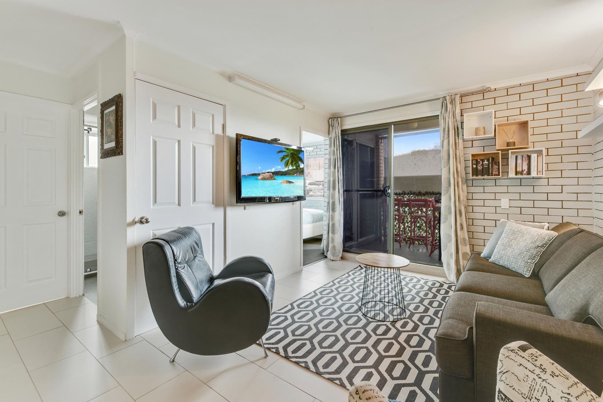 47 Burgess Street, Kings Beach QLD 4551, Kings Beach - Thumbnail 4