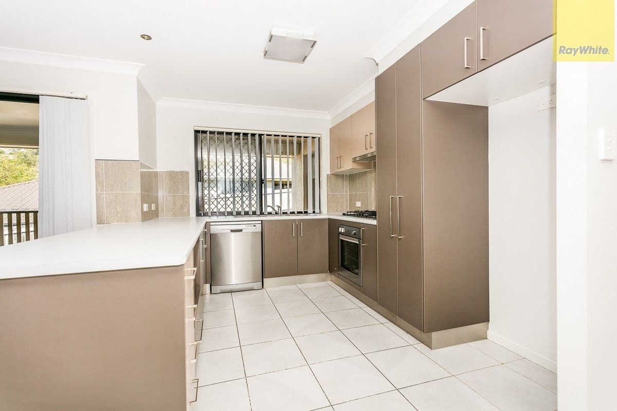 5 Outlook Drive, Waterford QLD 4133, Waterford - Thumbnail 4