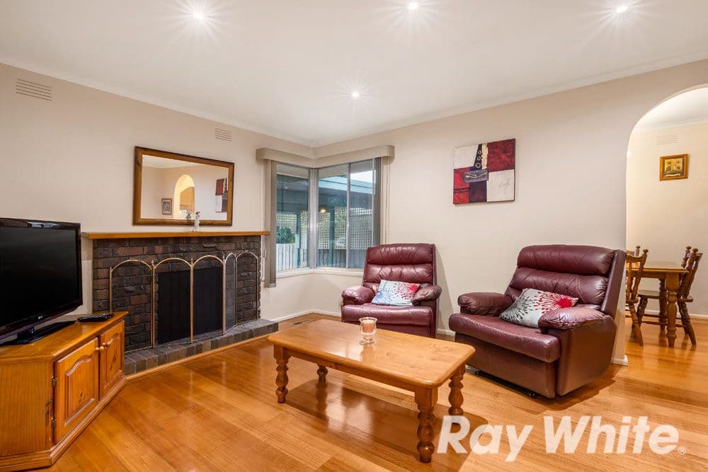 65 Fonteyn Drive, Wantirna South VIC 3152, Wantirna South - Thumbnail 2