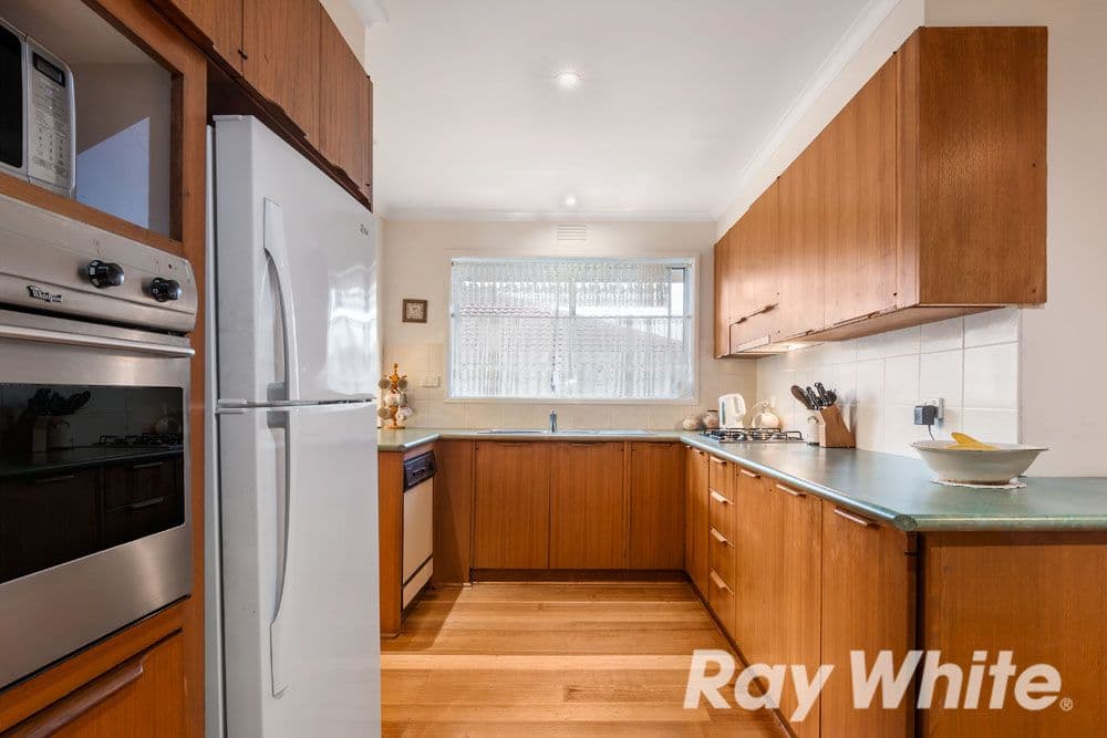 65 Fonteyn Drive, Wantirna South VIC 3152, Wantirna South - Thumbnail 3