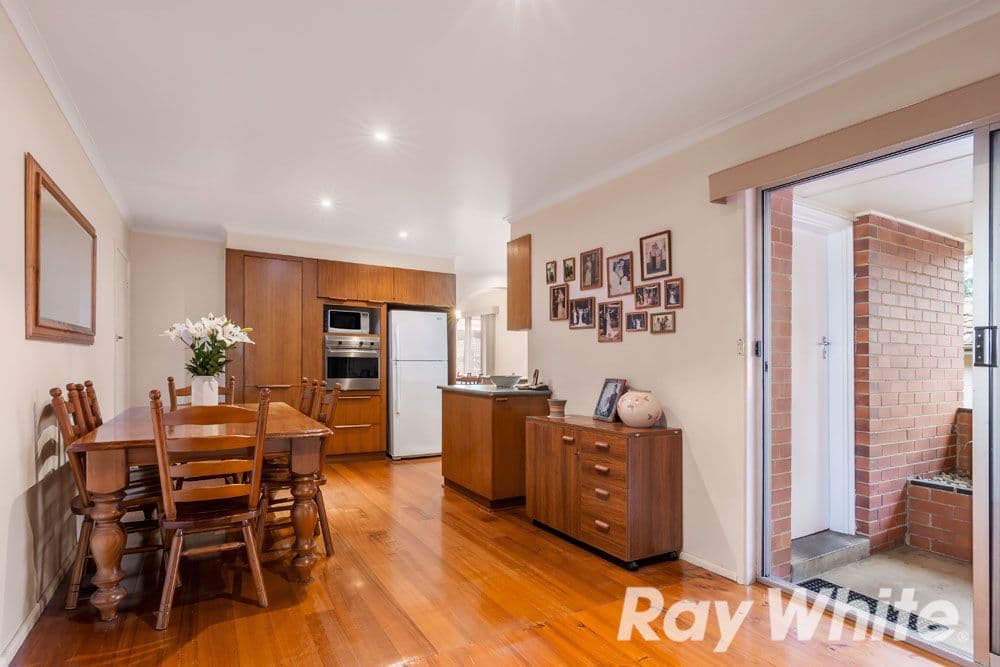 65 Fonteyn Drive, Wantirna South VIC 3152, Wantirna South - Thumbnail 4