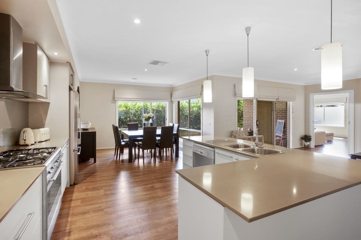 46 Hindmarsh Drive, Manor Lakes VIC 3024, Manor Lakes - Thumbnail 4