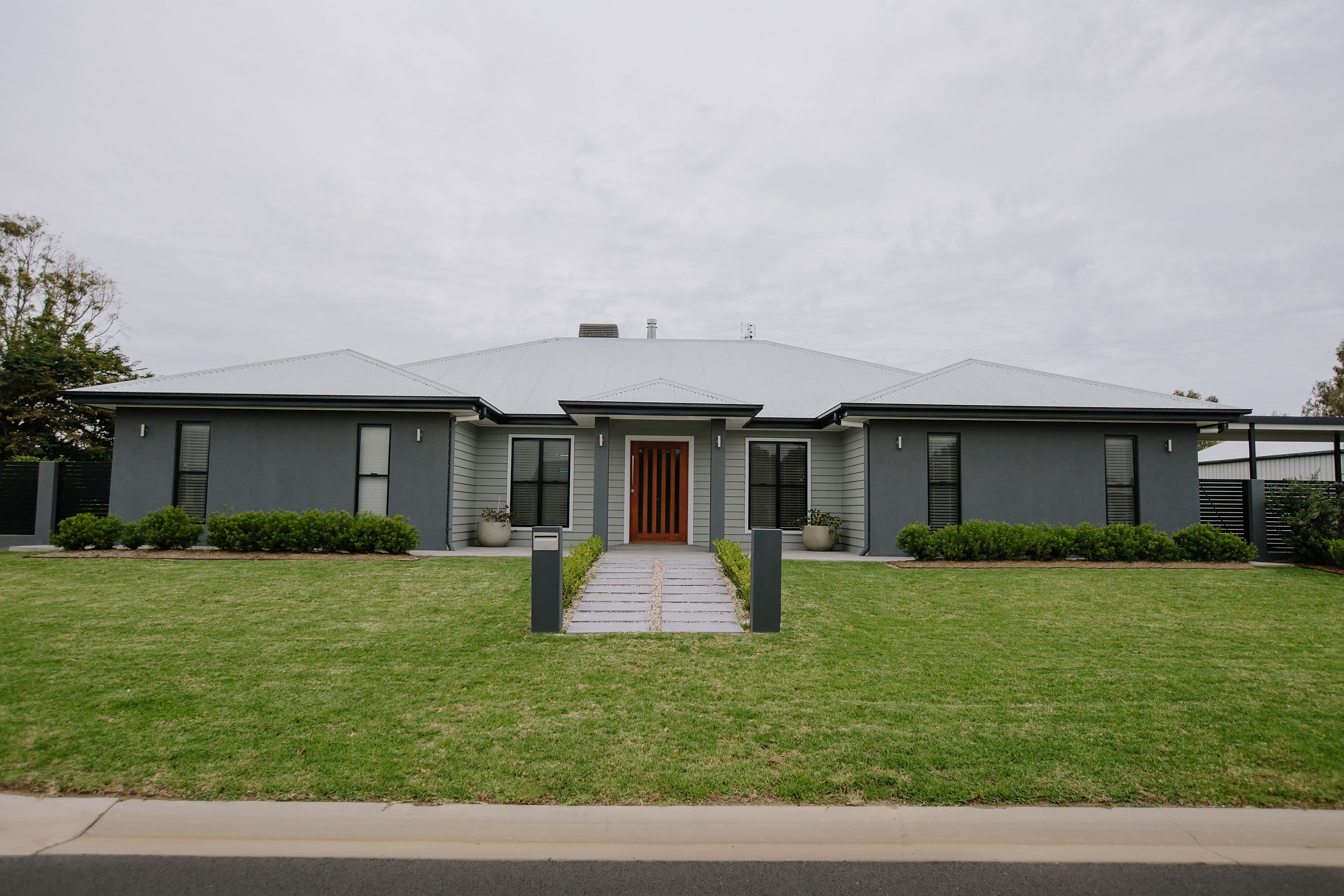 1 Veronica Avenue, Goondiwindi QLD 4390, Goondiwindi - Image 1