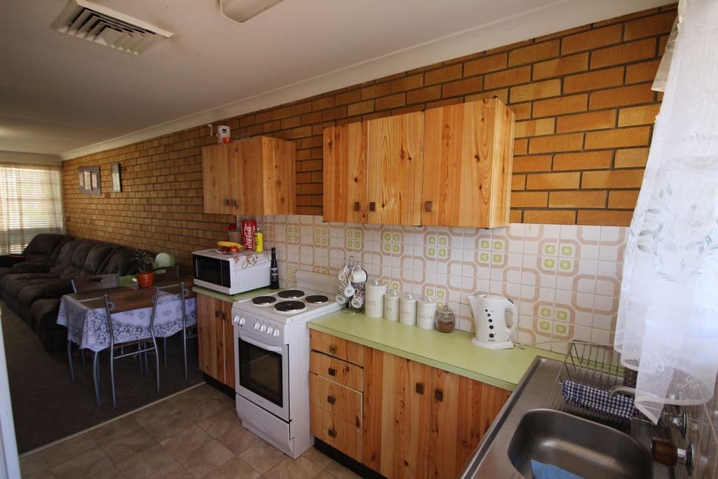 38 Links Avenue, TAMWORTH NSW 2340, South Tamworth - Thumbnail 3