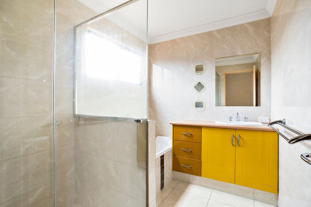 12 Royal Links Drive, Robina QLD 4226, Robina - Thumbnail 6