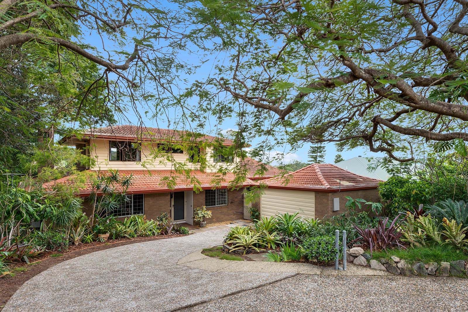 11 Louise Street, Kenmore QLD 4069, Kenmore - Image 1