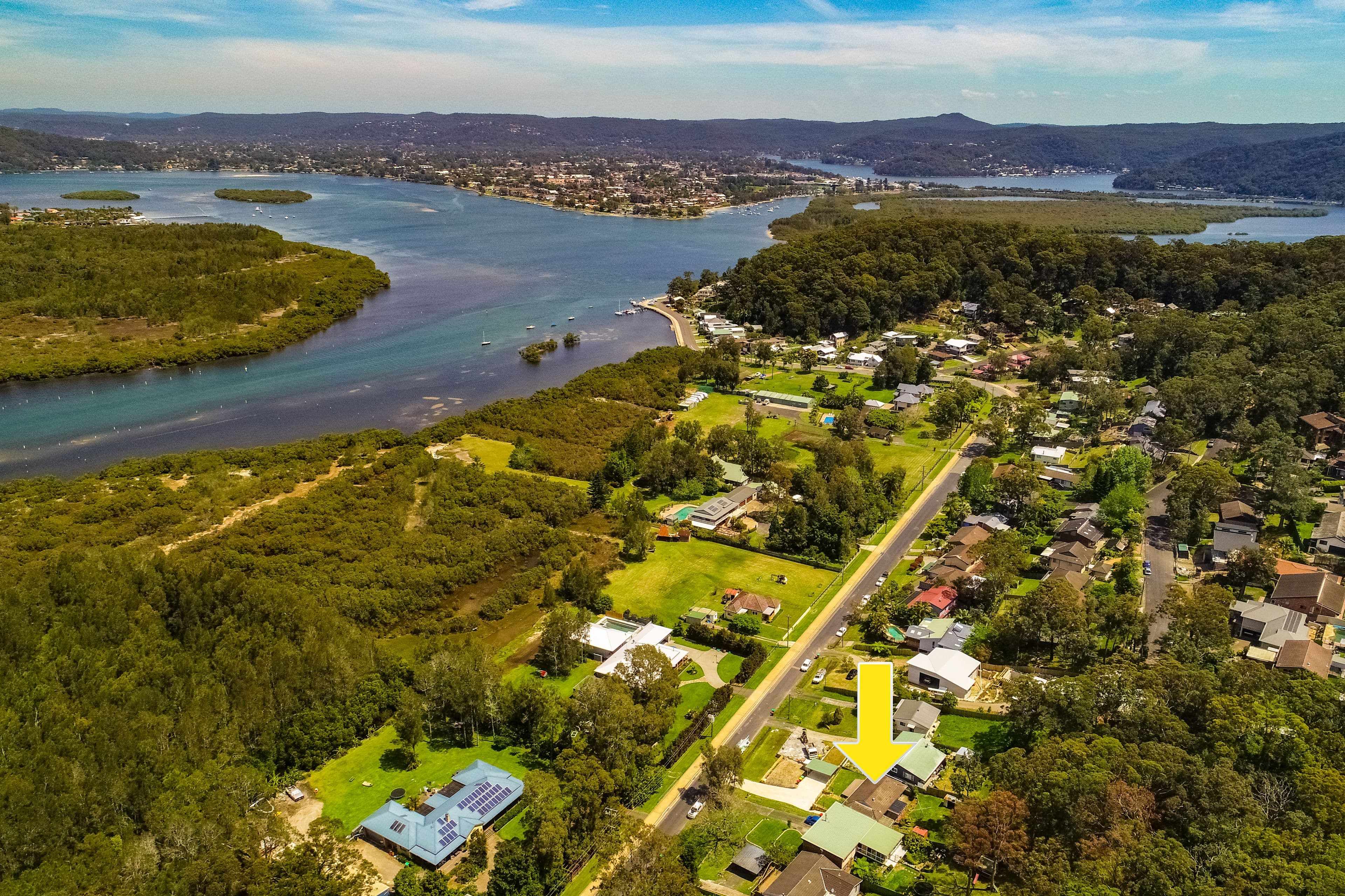 134 Henderson Road, Saratoga - Thumbnail 2