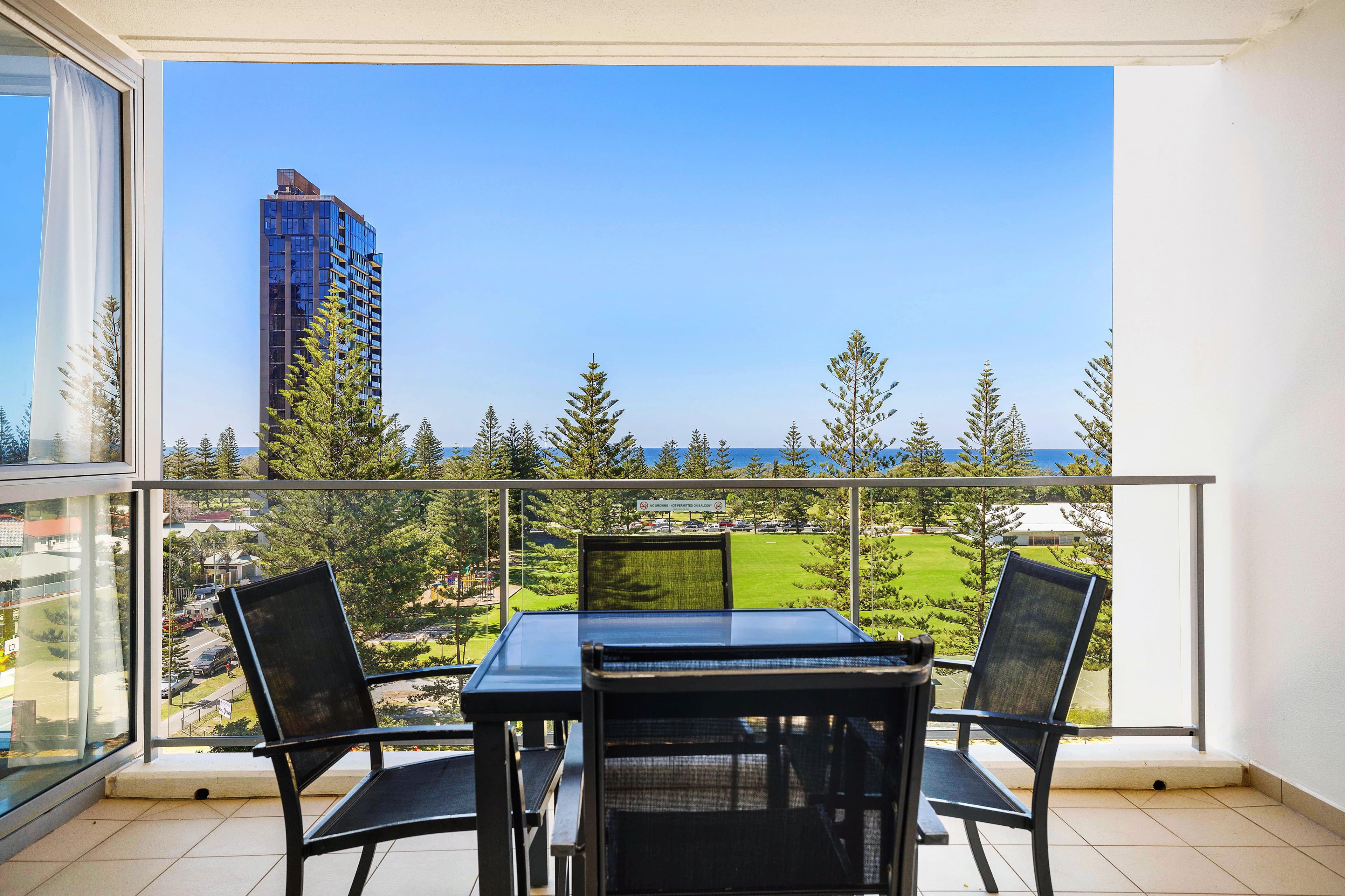 25 Surf Parade 'Ocean Pacific', Broadbeach QLD 4218, Broadbeach - Thumbnail 4