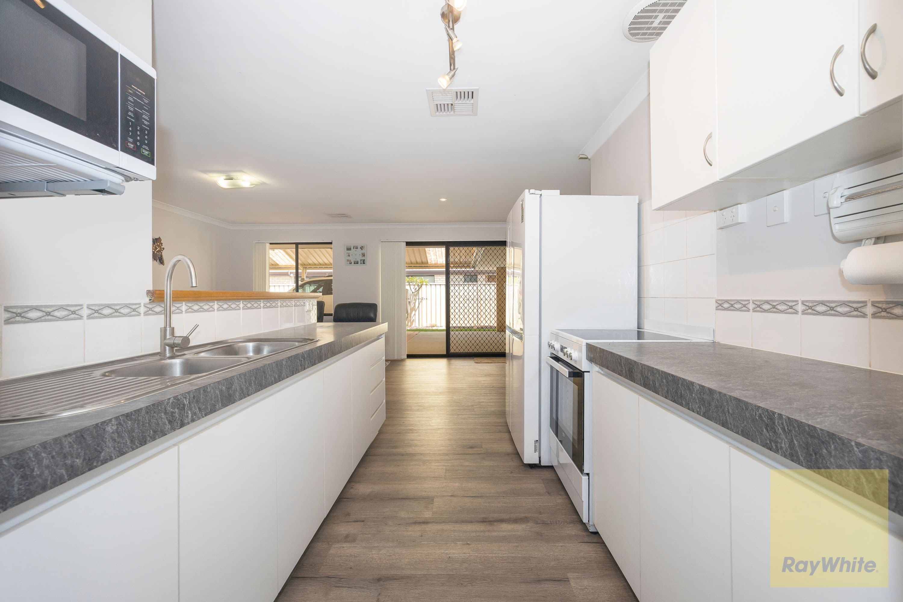10 Summershill Gate, Kenwick WA 6107, Kenwick - Thumbnail 4
