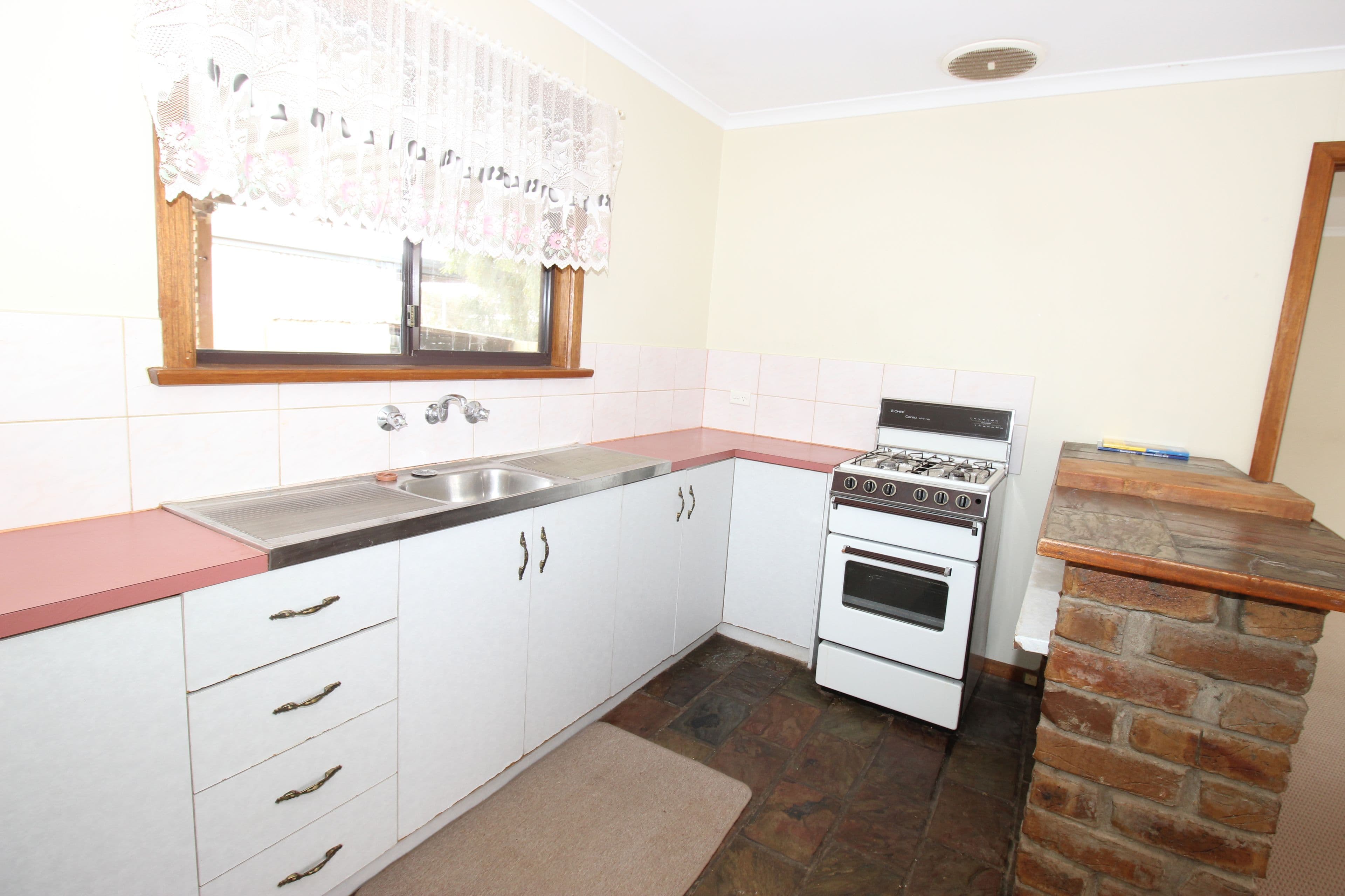 2 Gouge Street, Morgan SA 5320, Morgan - Thumbnail 2