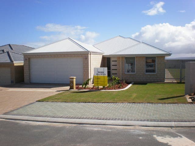 10 Alera Entrance, WANDINA WA 6530, Wandina - Image 1