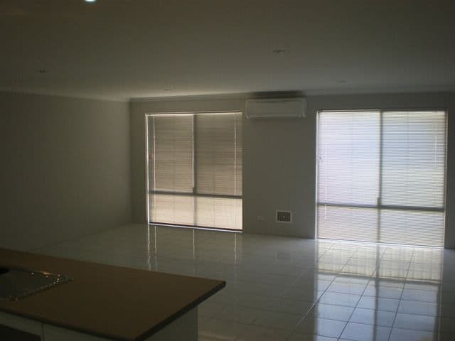 10 Alera Entrance, WANDINA WA 6530, Wandina - Thumbnail 5
