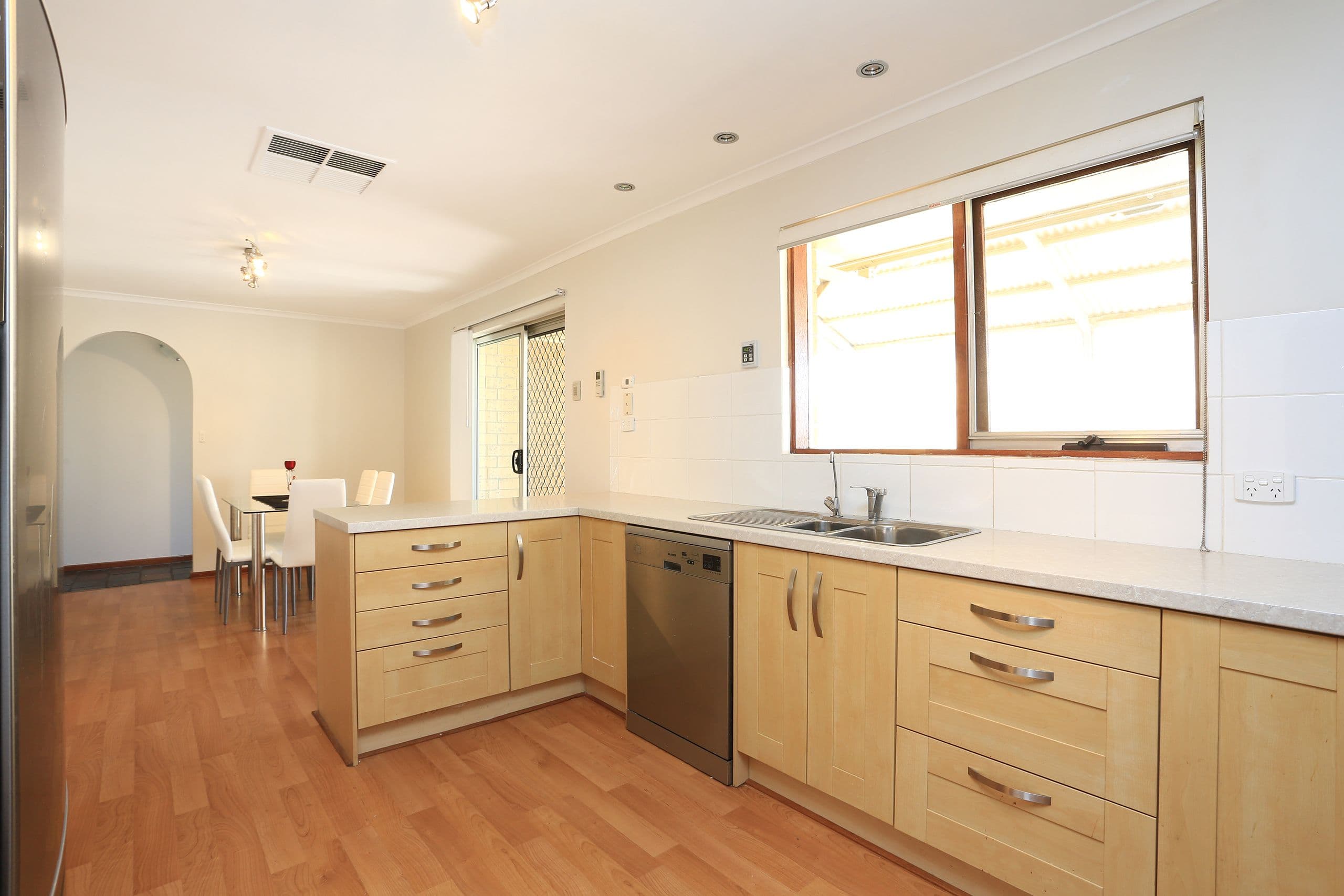 14 Nilpena Court, Craigmore SA 5114, Craigmore - Thumbnail 3