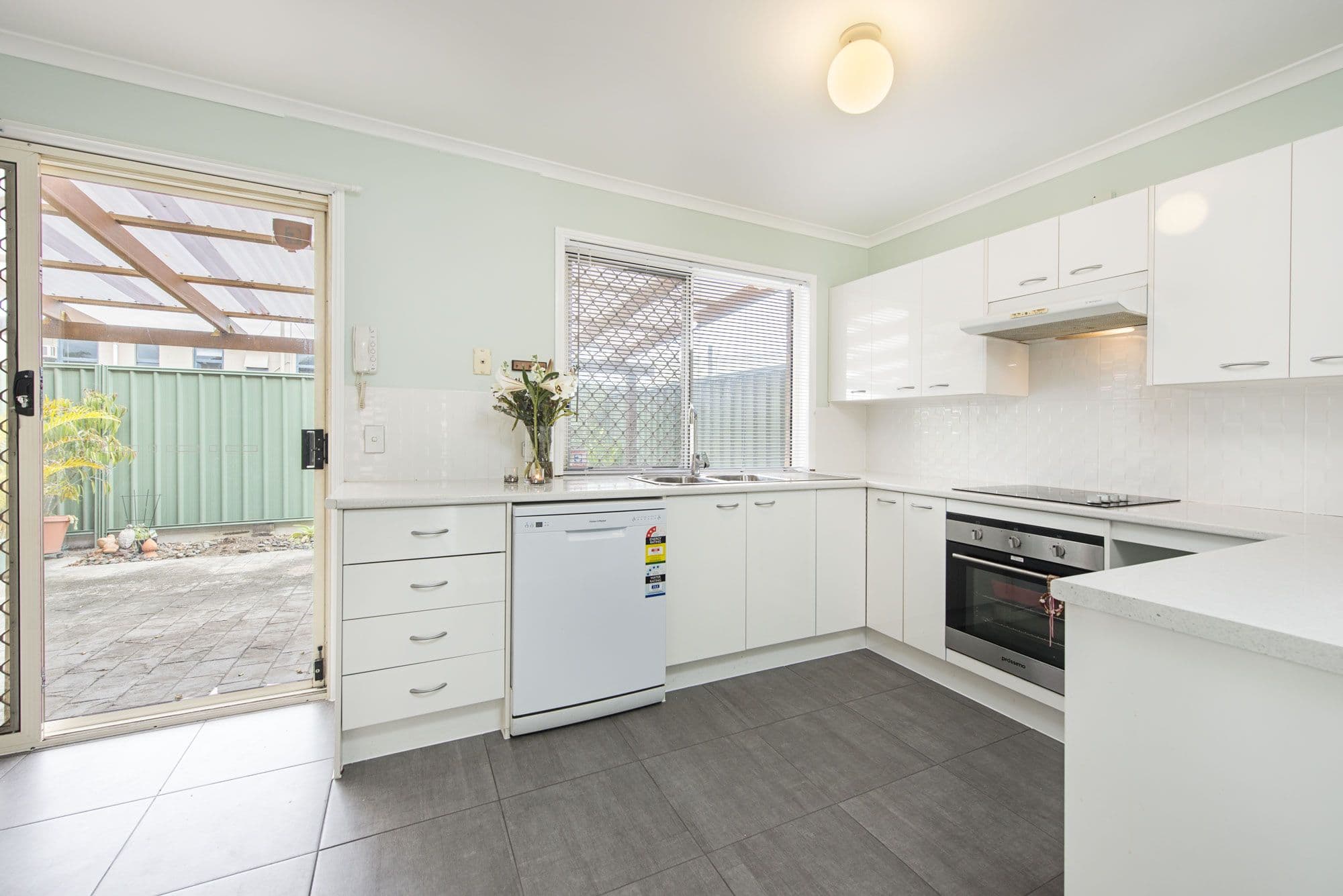 4-18 Harris Road, Underwood QLD 4119, Underwood - Thumbnail 2