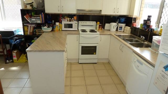 12 Lamont Street, MIDLAND WA 6056, Midland - Thumbnail 6