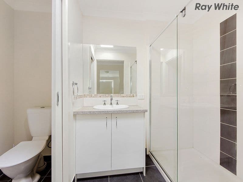 11A Hatchlands Drive, Deer Park VIC 3023, Deer Park - Thumbnail 6