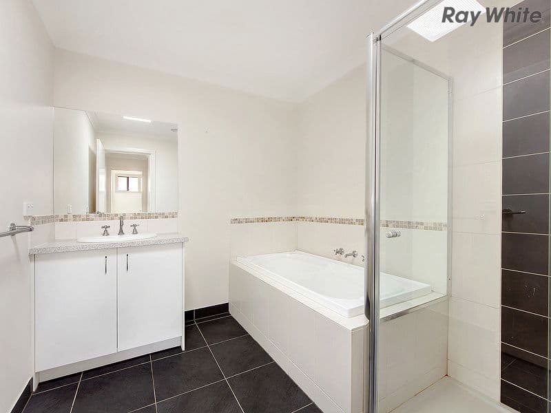 11A Hatchlands Drive, Deer Park VIC 3023, Deer Park - Thumbnail 7