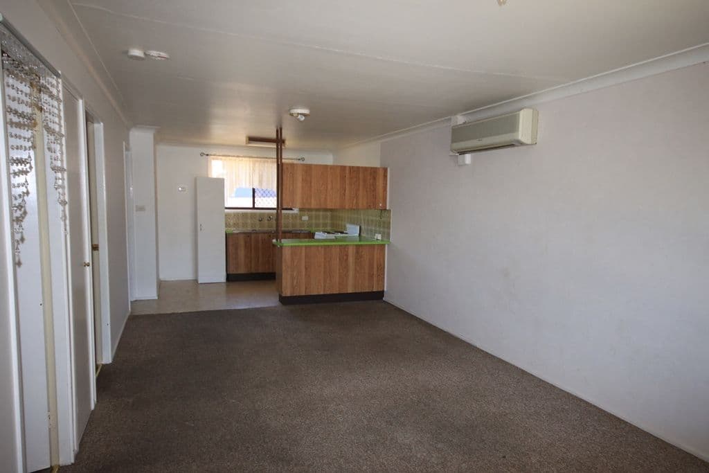 86 Rawson Avenue, TAMWORTH NSW 2340, East Tamworth - Thumbnail 2