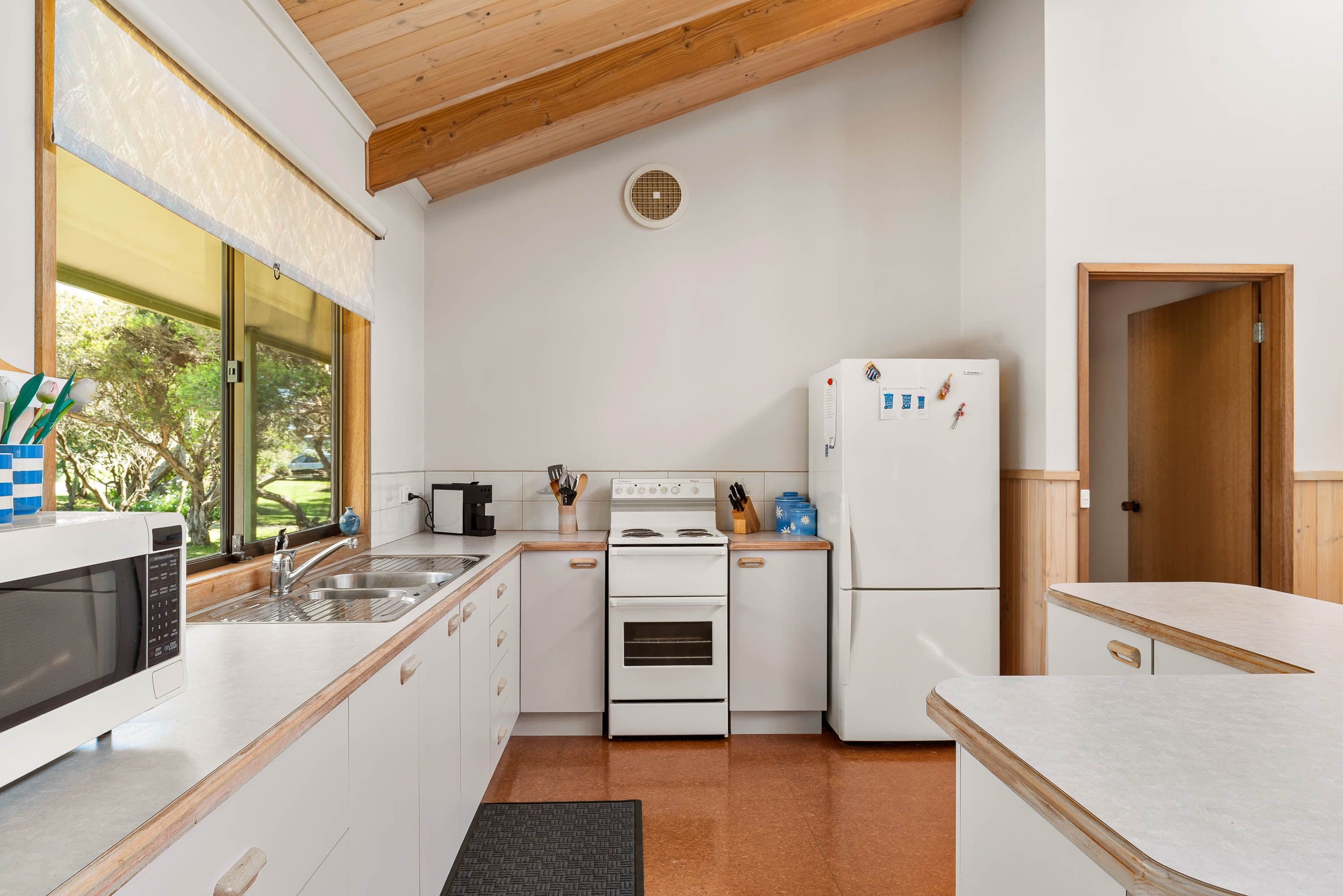 32 Sinclair Avenue, Surf Beach VIC 3922, Surf Beach - Thumbnail 4