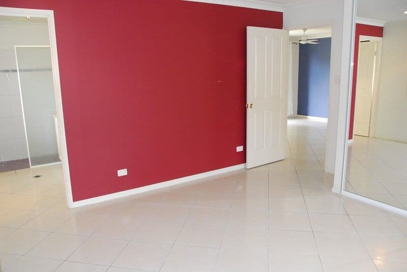 2 Shelley Close, CANNONVALE QLD 4802, Cannonvale - Thumbnail 6