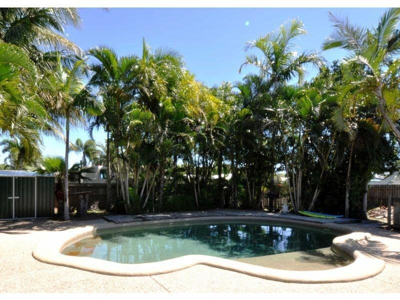 2 LEISTER Court, BUCASIA QLD 4750, Bucasia - Image 1