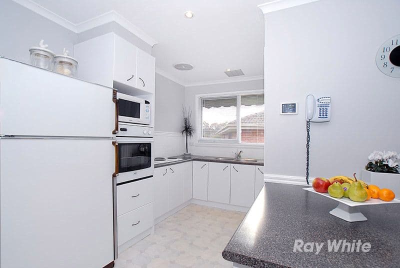 7 Nottingham Square, WANTIRNA VIC 3152, Wantirna - Thumbnail 3