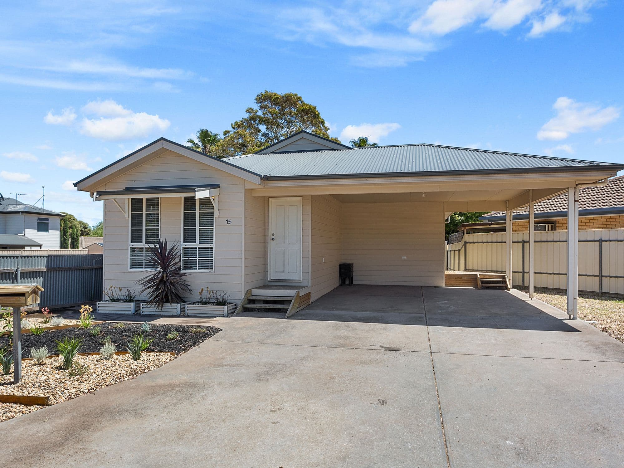 15 Johnson Crescent, Port Noarlunga SA 5167, Port Noarlunga - Thumbnail 2