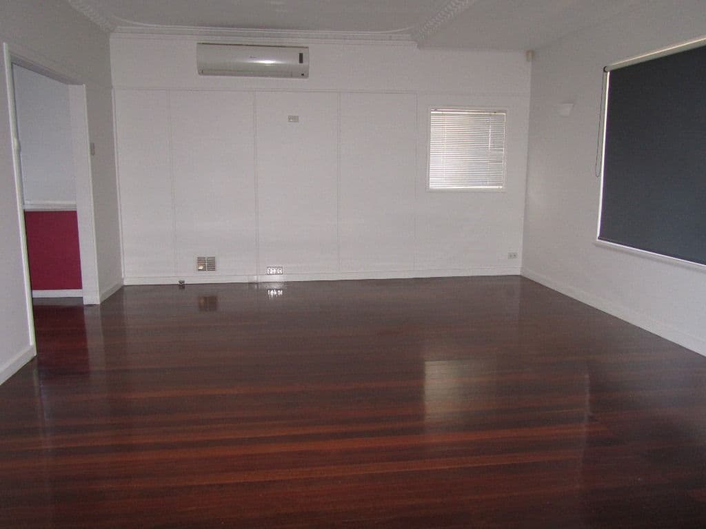 7 Lorna Street, Beresford WA 6530, Beresford - Thumbnail 3